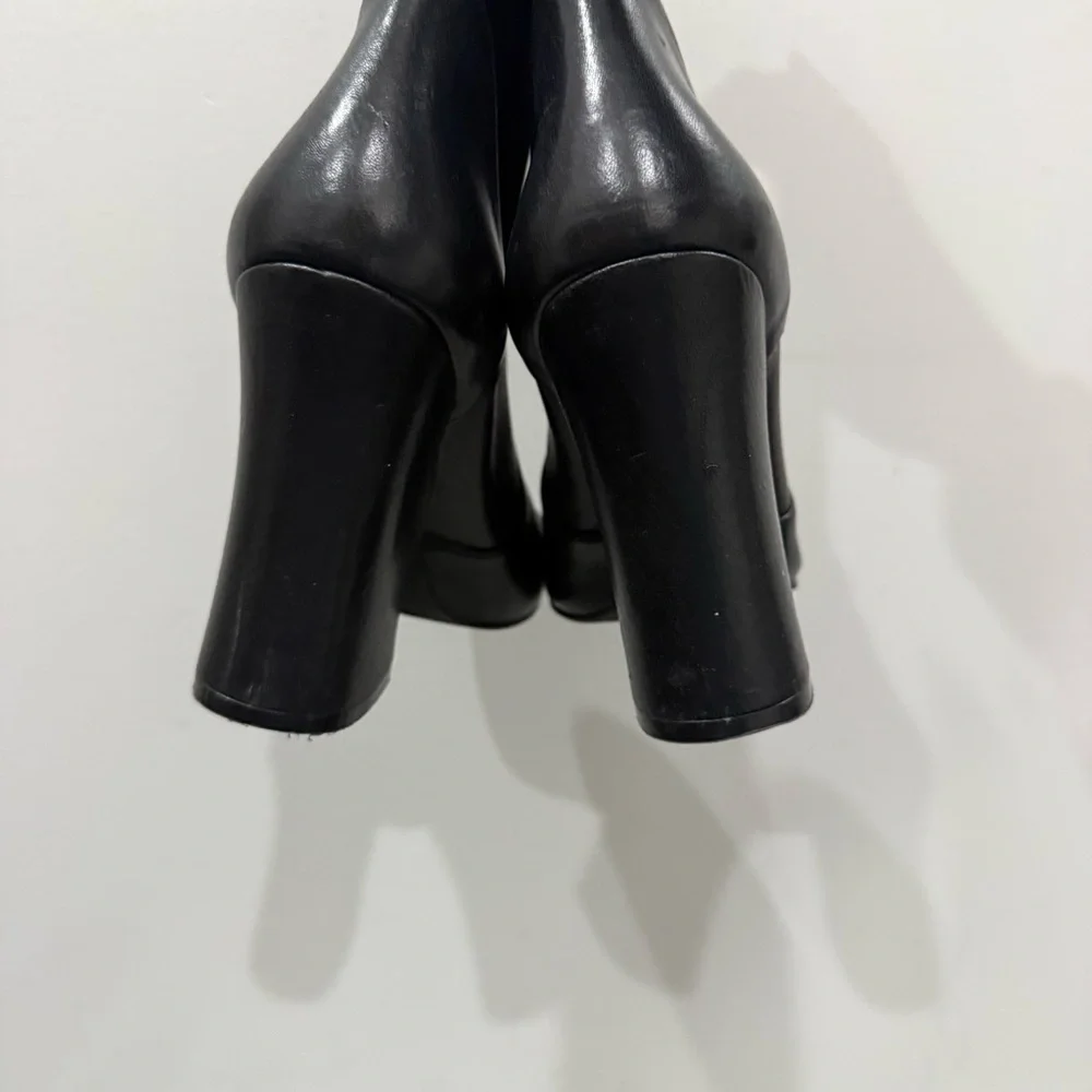 Stuart Weitzman Boots Curveblock 109 Ankle Booties in Napa Leather Black